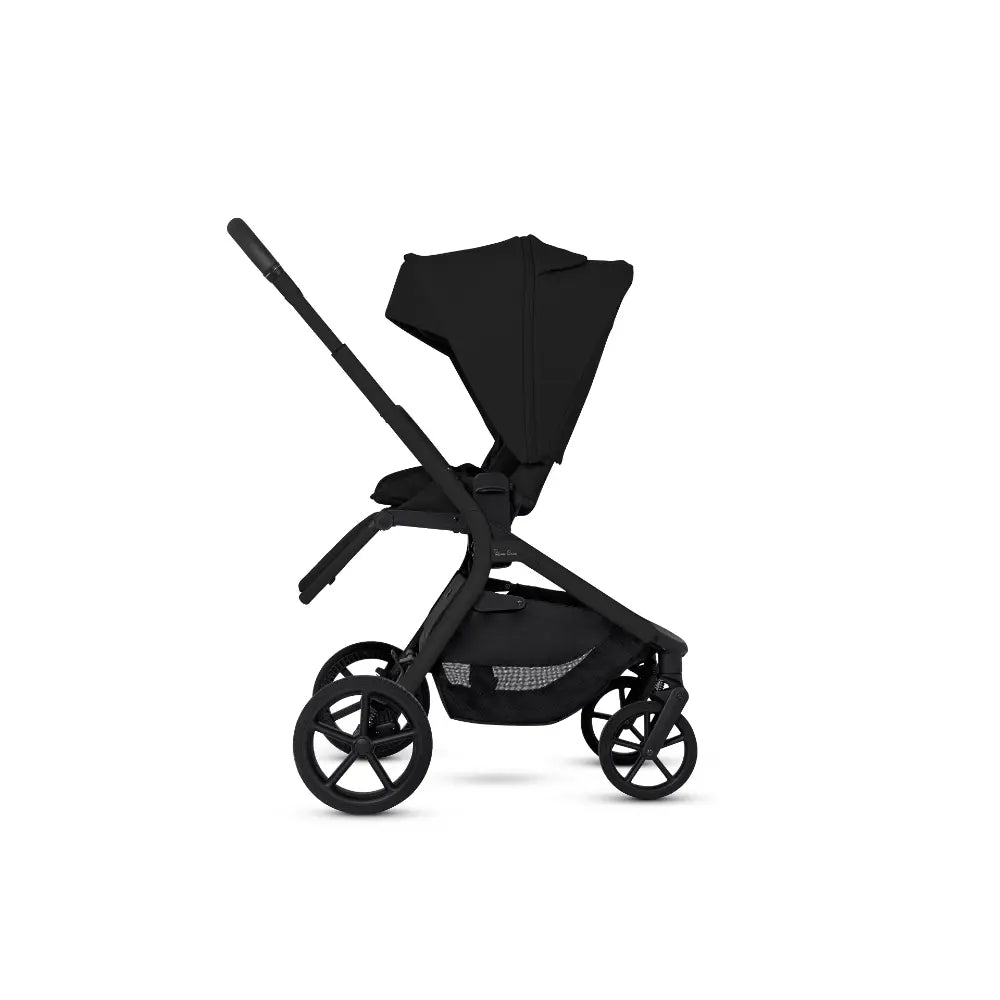 Silver Cross Breez Stroller &amp; Carry Cot Travel System Combo | Reversible Flat Recline Seat | Height Adjustable | All Terrain Suspension | One Hand Fold | Rain Cover &amp; Adaptors Included | Newborn to 4 Years | Up to 22kg - Onyx