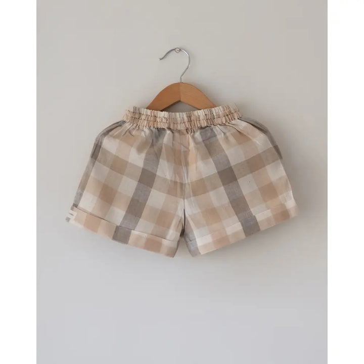 Love The World Today ‘Skygaze’ Beige Off White Checks Unisex Shorts In Handwoven Cotton - Beige