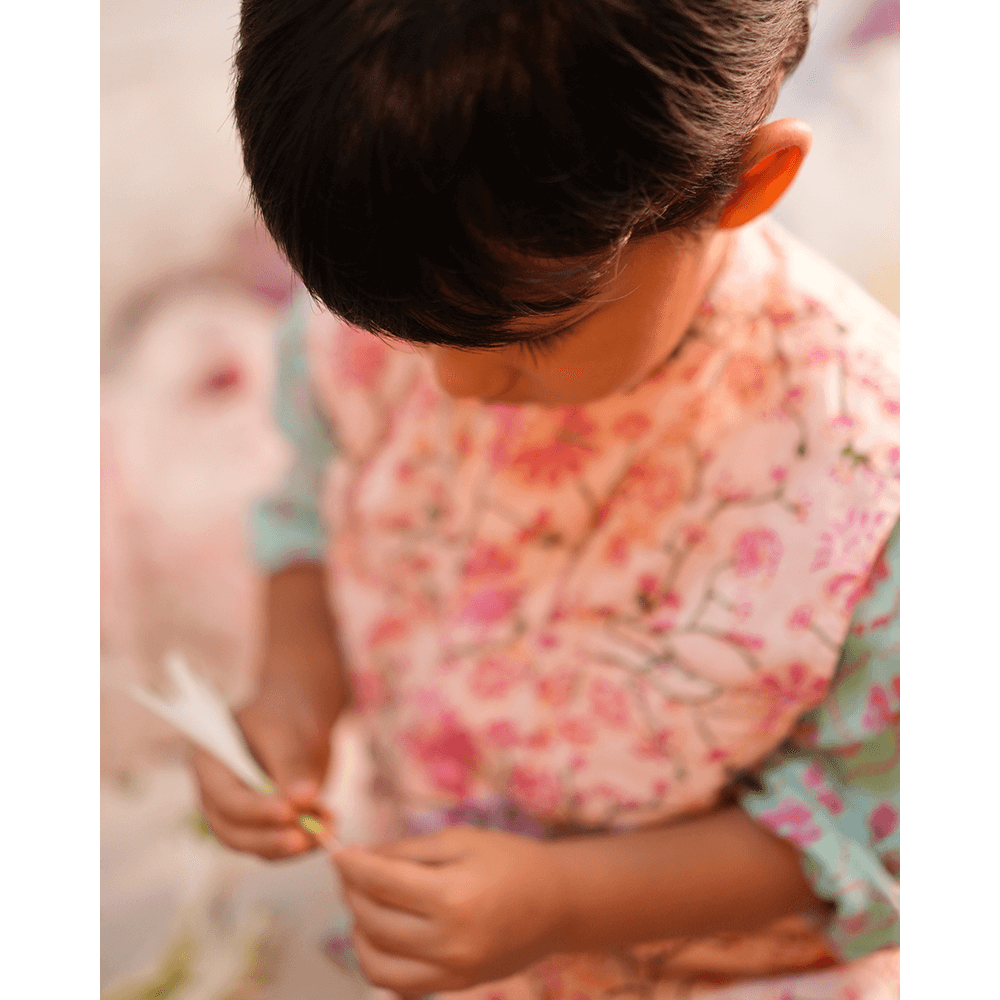 Love The World Today Phool Cotton Pink Floral Bandi- Boys