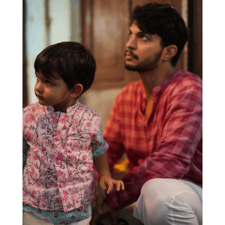 Love The World Today Phool Cotton Pink Floral Bandi- Boys