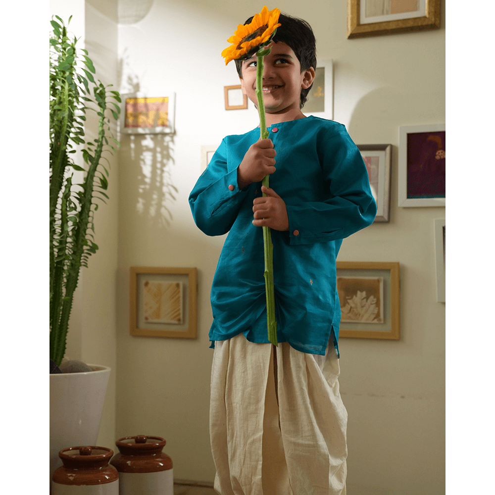 Love The World Today Nilima Kurta With Motif - Teal