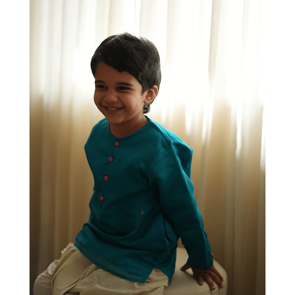 Love The World Today Nilima Kurta With Motif - Teal