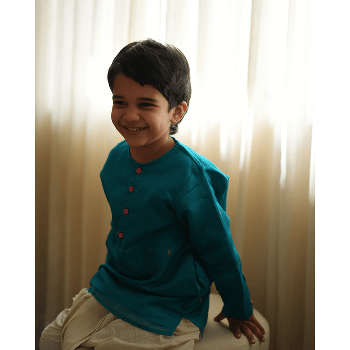 Love The World Today Nilima Kurta With Motif - Teal