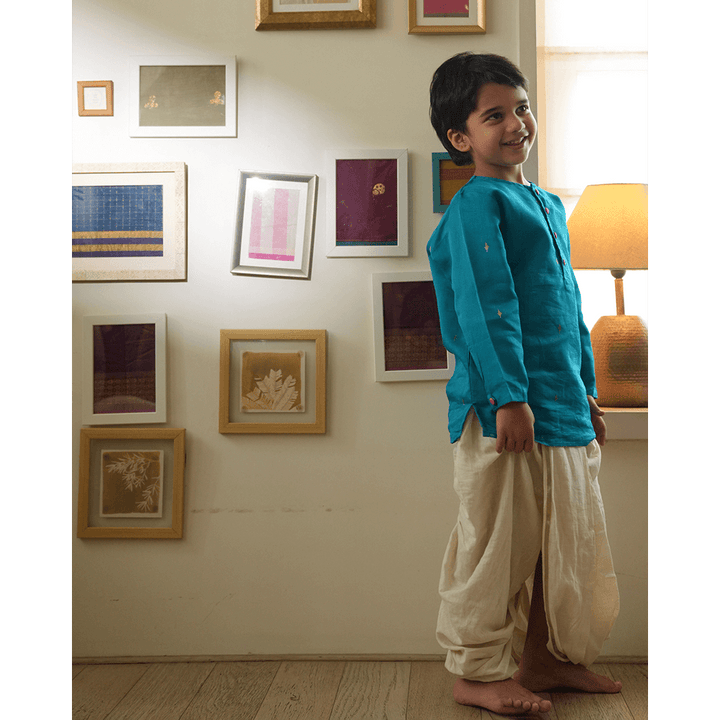 Love The World Today Nilima Kurta With Motif - Teal