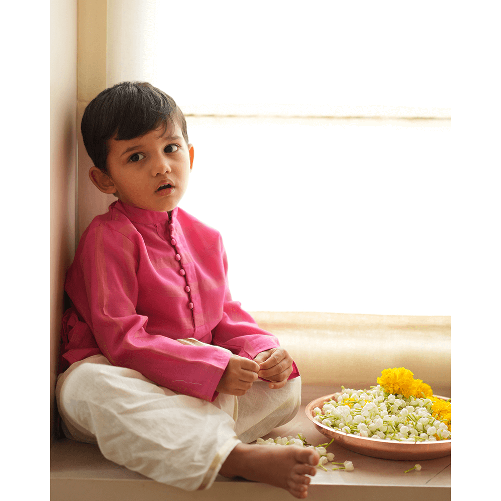 Love The World Today Neelkamal Ethnic Kurta - Pink Gold Stripe