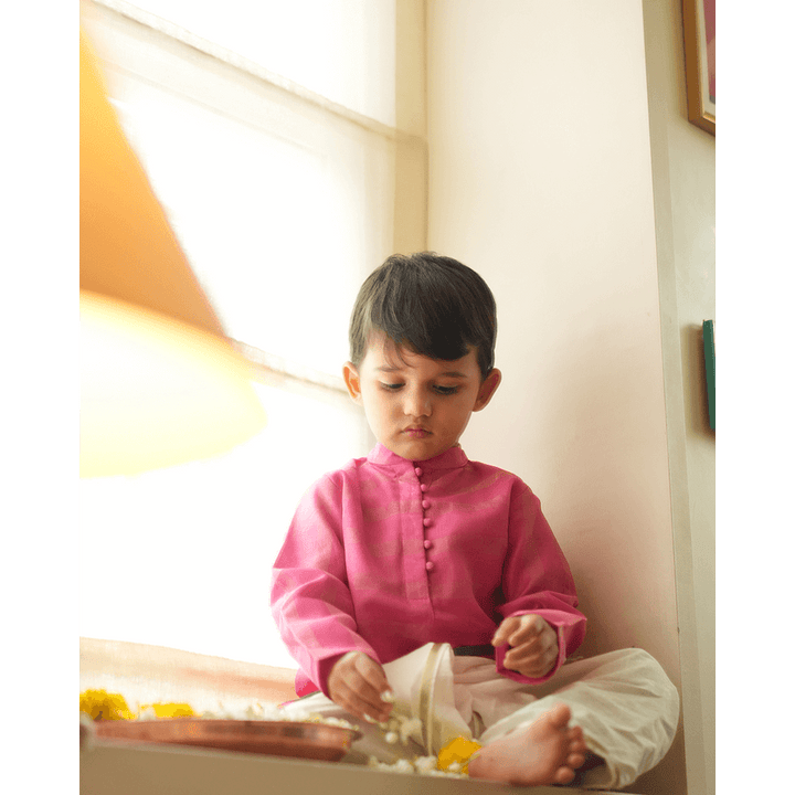 Love The World Today Neelkamal Ethnic Kurta - Pink Gold Stripe