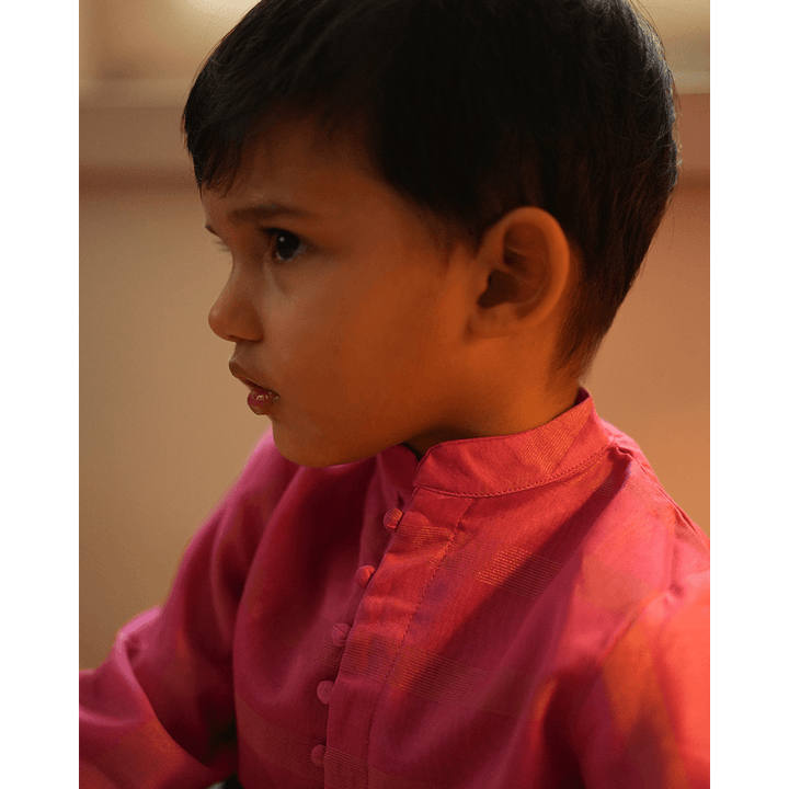 Love The World Today Neelkamal Ethnic Kurta - Pink Gold Stripe