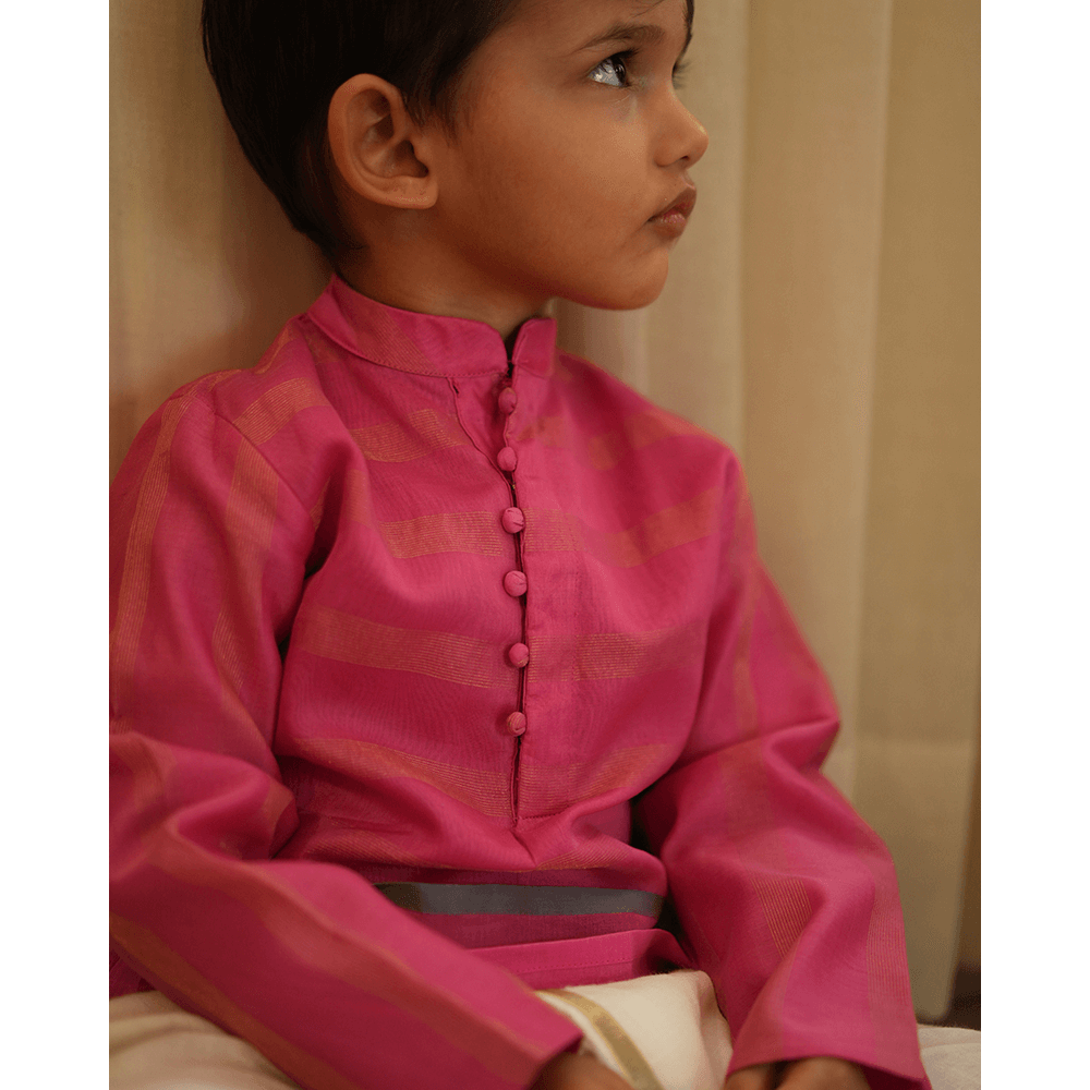 Love The World Today Neelkamal Ethnic Kurta - Pink Gold Stripe