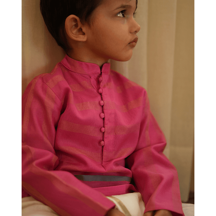 Love The World Today Neelkamal Ethnic Kurta - Pink Gold Stripe