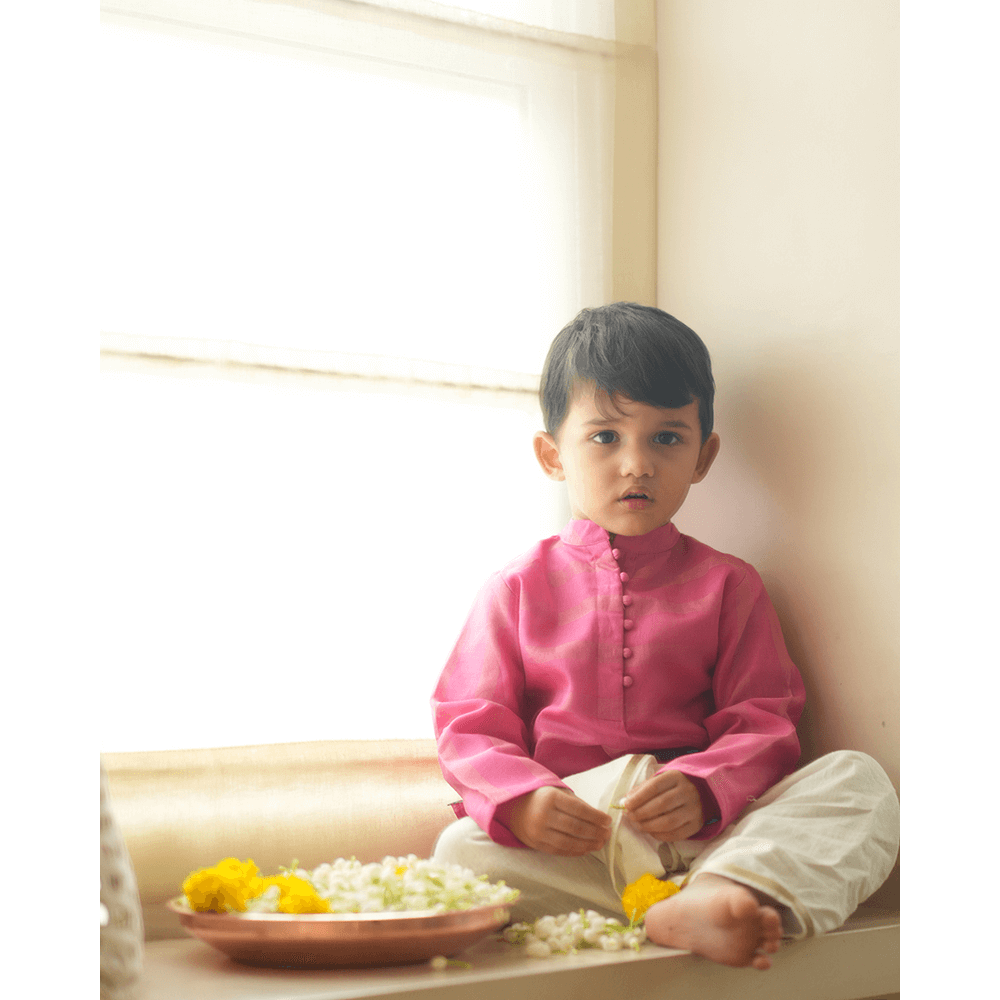Love The World Today Neelkamal Ethnic Kurta - Pink Gold Stripe