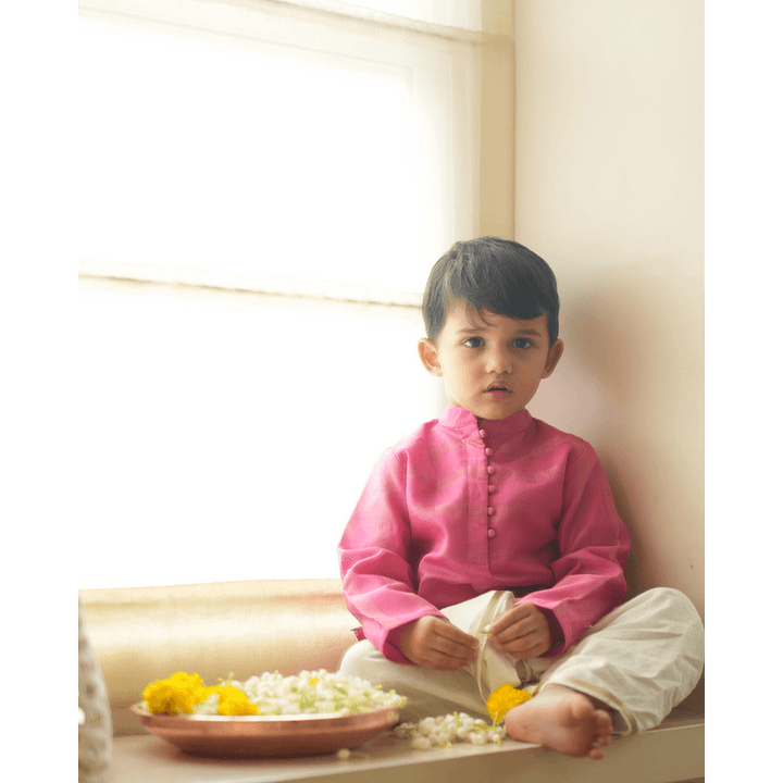 Love The World Today Neelkamal Ethnic Kurta - Pink Gold Stripe