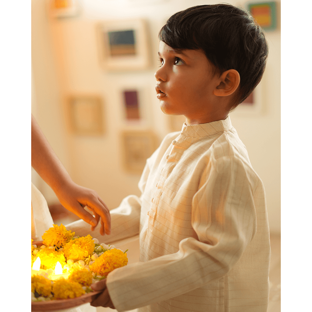 Love The World Today Parijat Festive Kurta - White and Gold