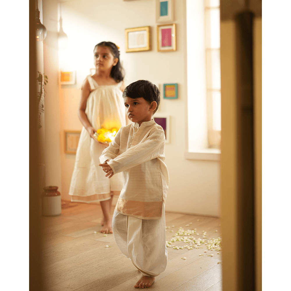 Love The World Today Parijat Festive Kurta - White and Gold