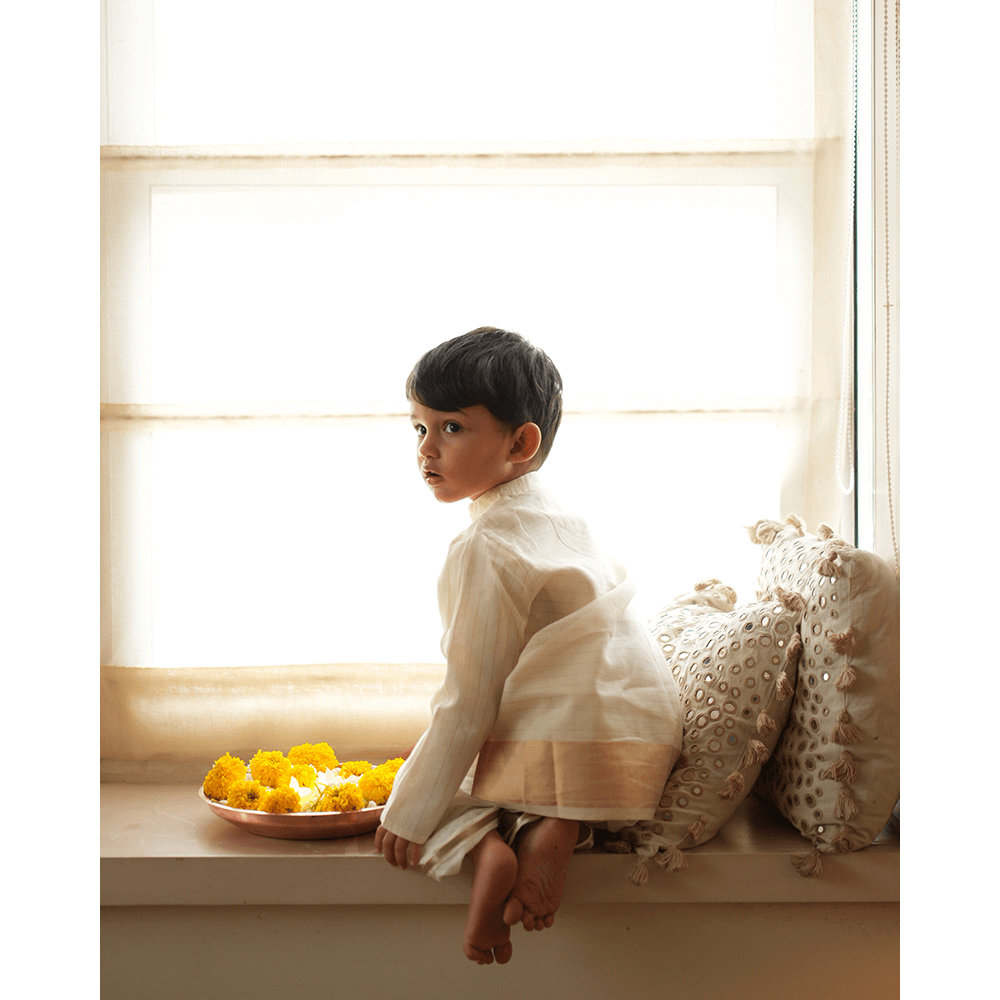 Love The World Today Parijat Festive Kurta - White and Gold