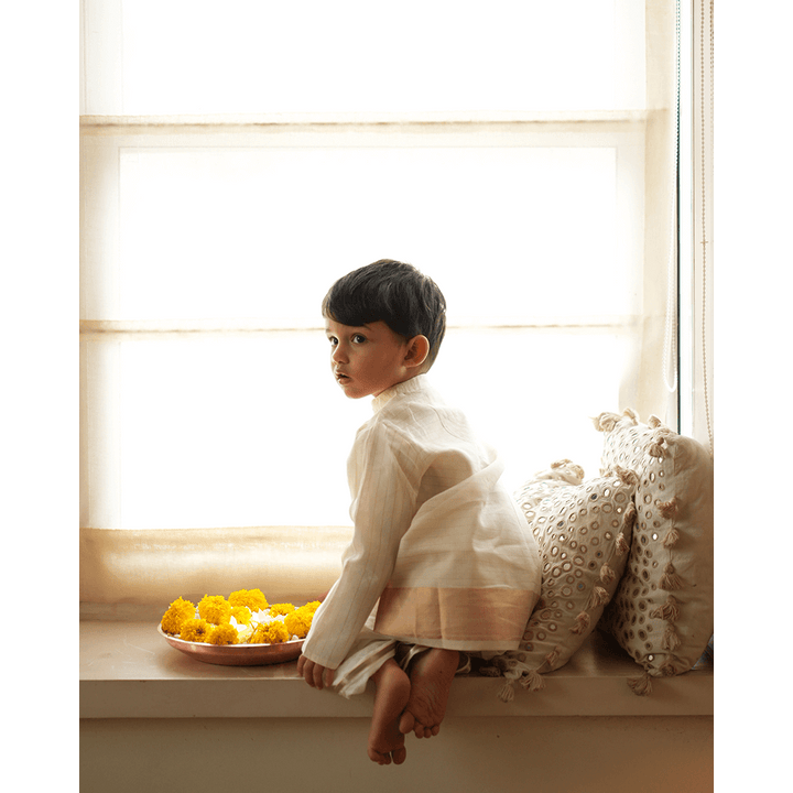 Love The World Today Parijat Festive Kurta - White and Gold