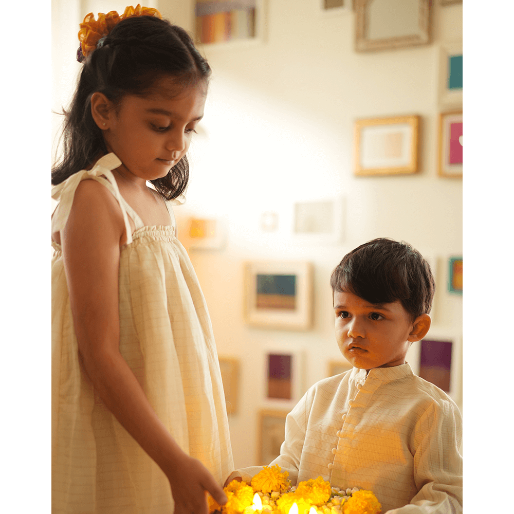 Love The World Today Parijat Festive Kurta - White and Gold