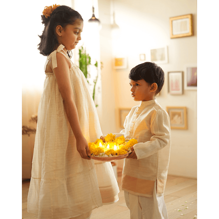 Love The World Today Parijat Festive Kurta - White and Gold