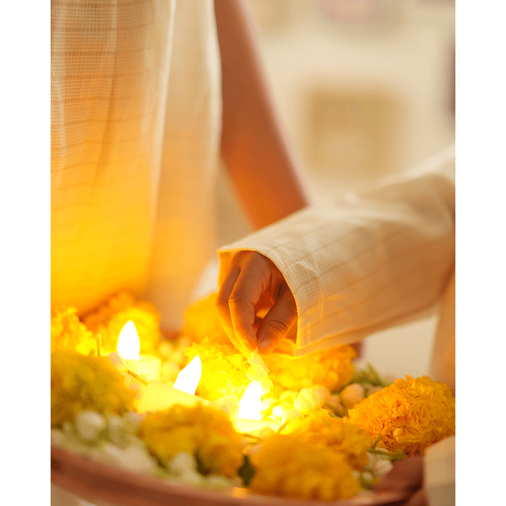 Love The World Today Parijat Festive Kurta - White and Gold