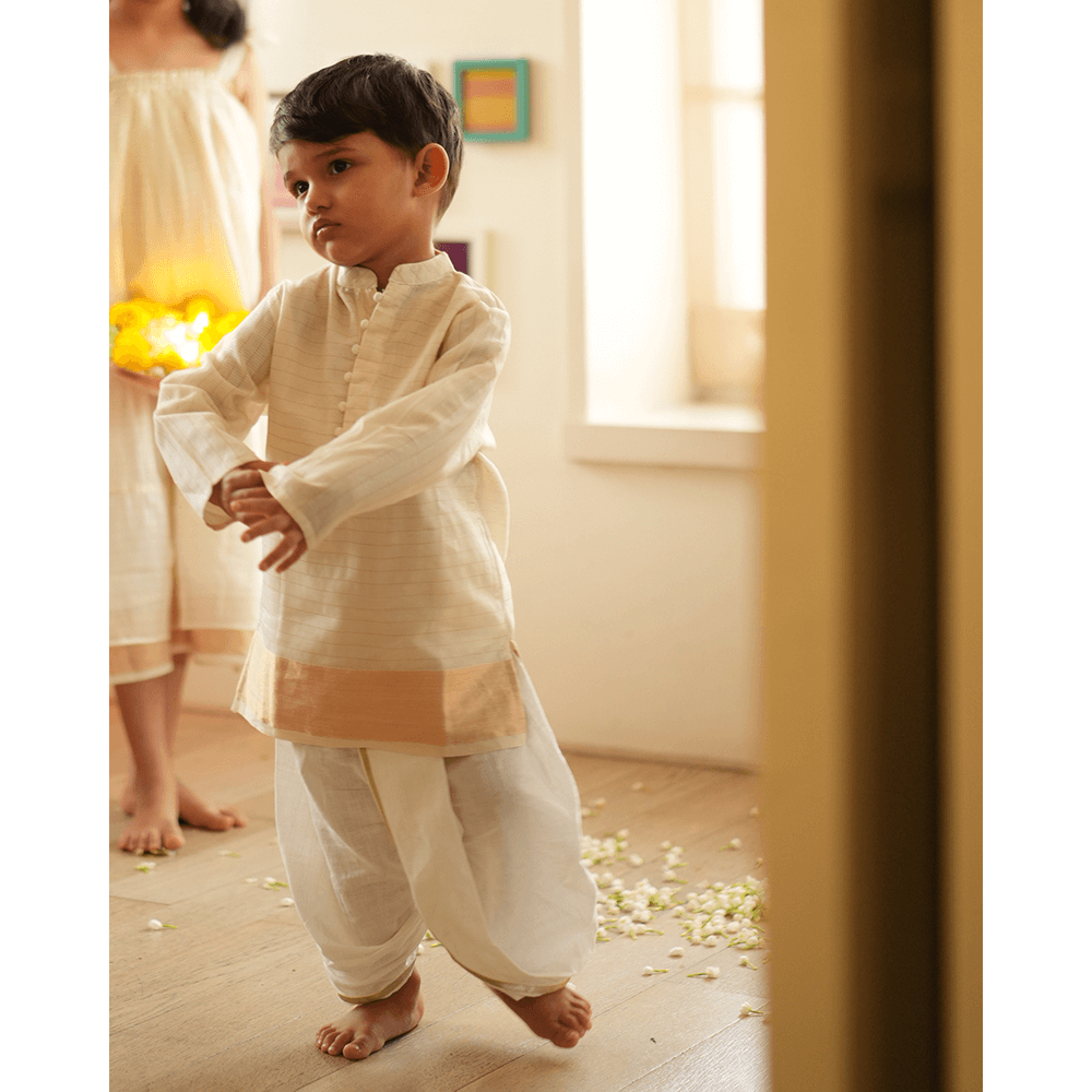 Love The World Today Parijat Festive Kurta - White and Gold
