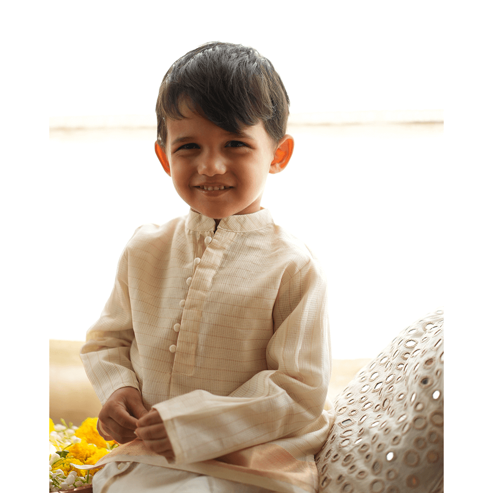 Love The World Today Parijat Festive Kurta - White and Gold