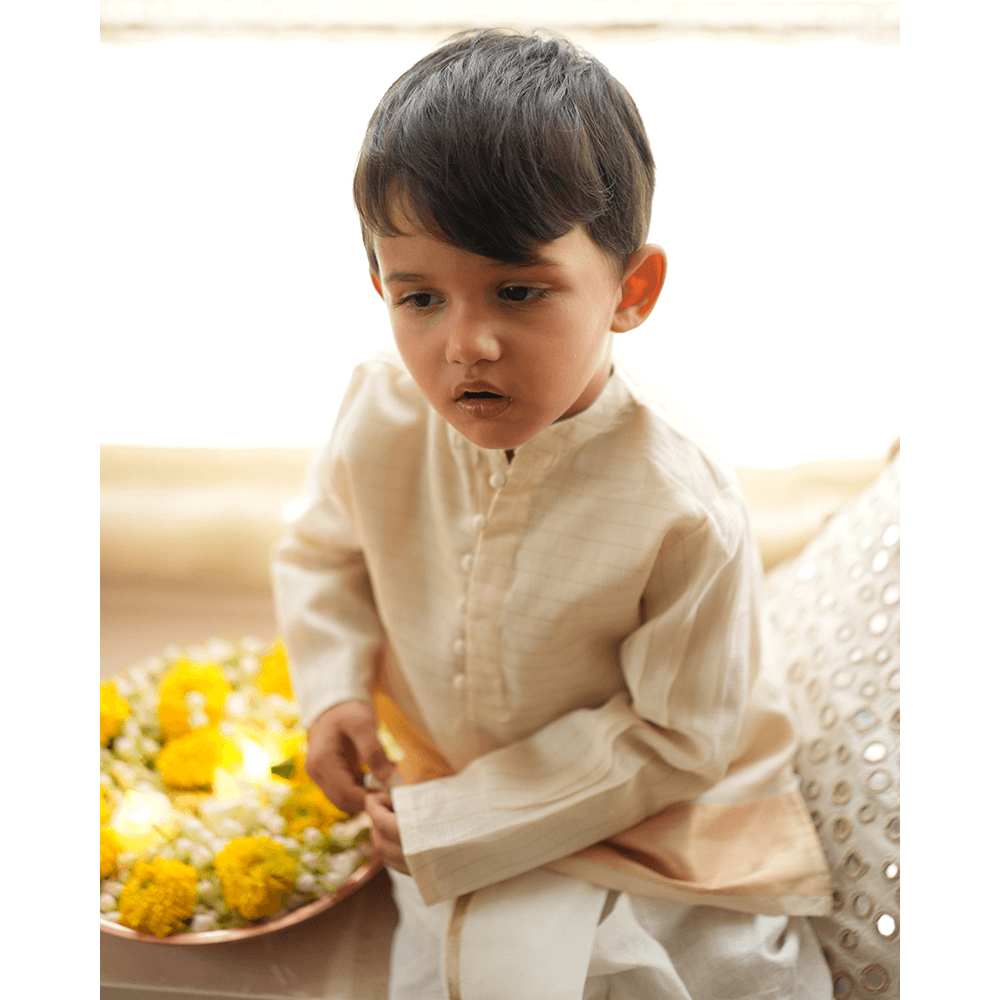 Love The World Today Parijat Festive Kurta - White and Gold