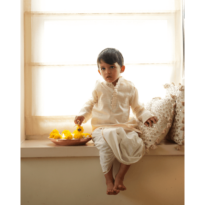 Love The World Today Parijat Festive Kurta - White and Gold