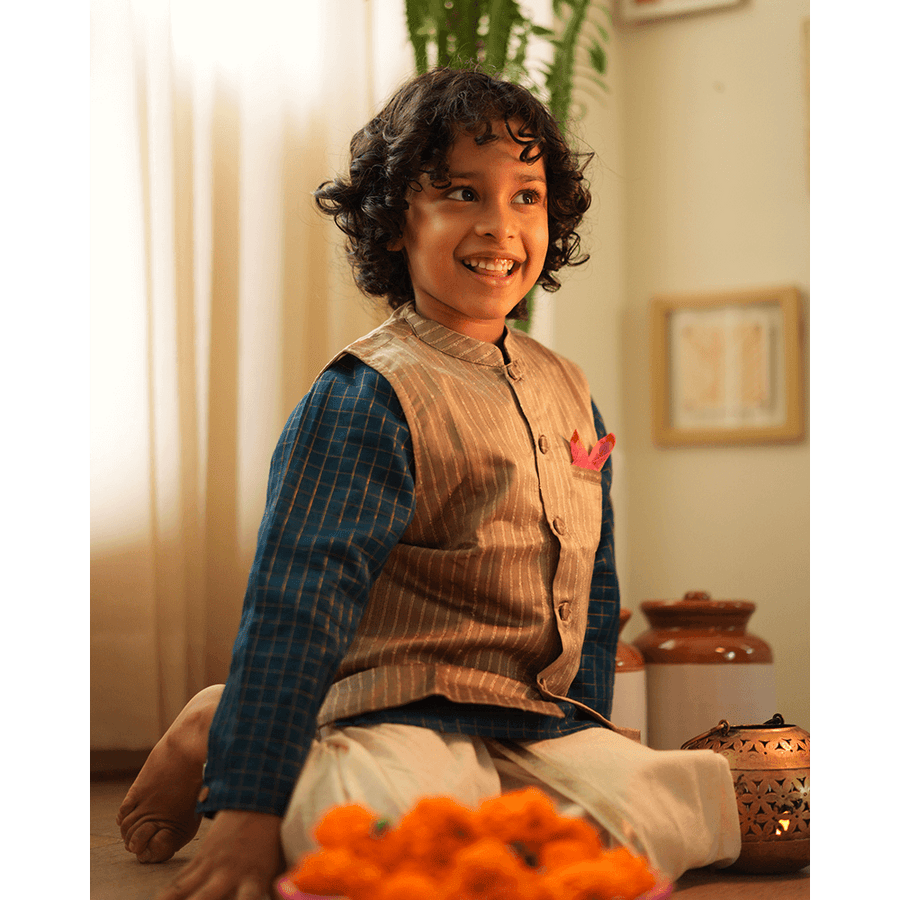 Love The World Today Indu Bandi Gold Nehru Jacket - Grey