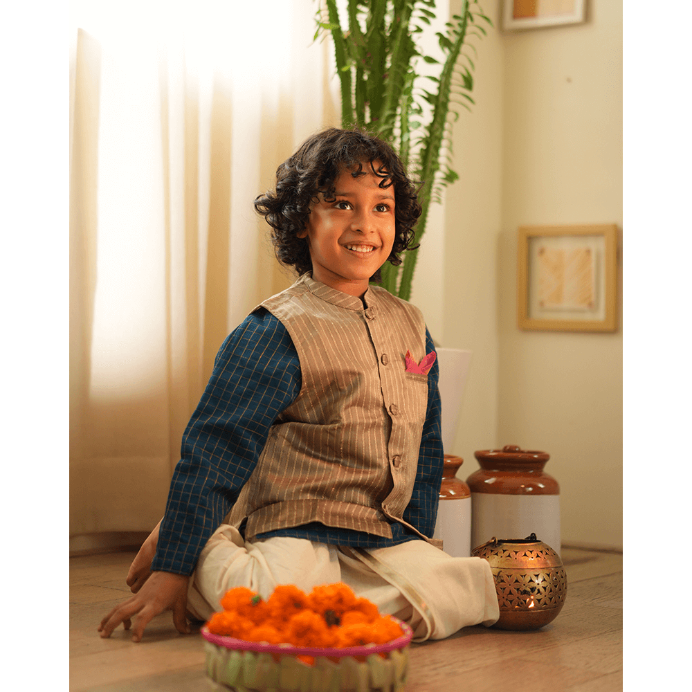 Love The World Today Indu Bandi Gold Nehru Jacket - Grey