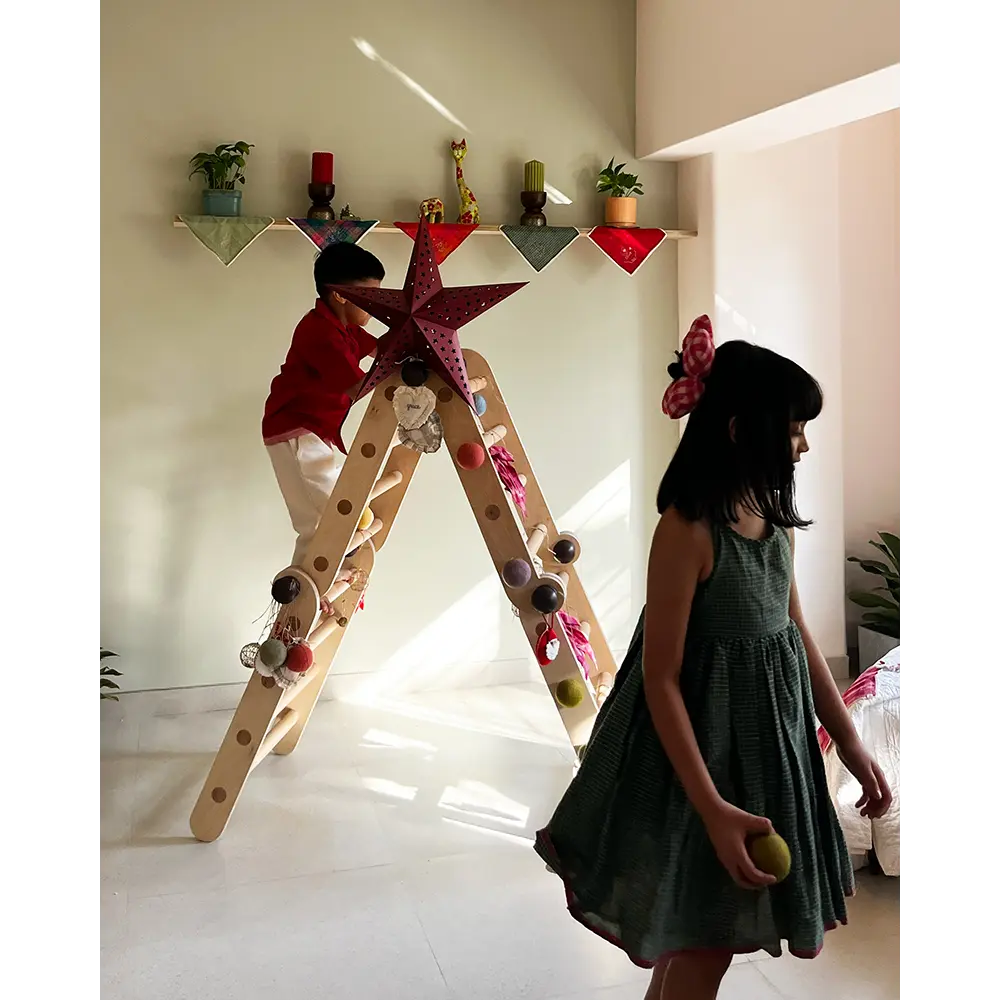 Love The World Today Bloom Handmade Green Checkered Halter Neck Girls Dress