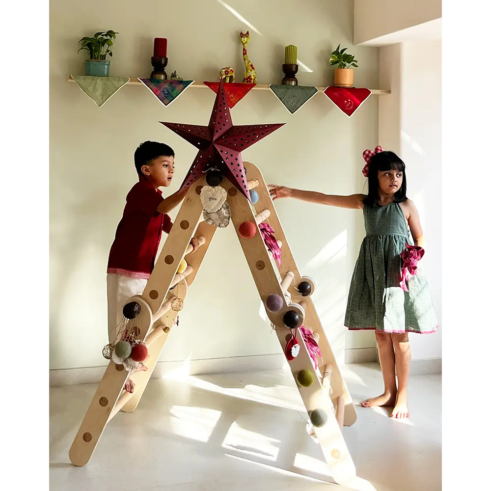 Love The World Today Bloom Handmade Green Checkered Halter Neck Girls Dress