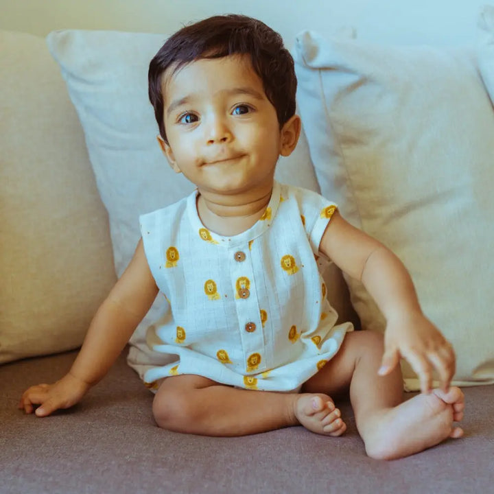 Dulaar Organic Muslin Essentials Set - Just Lion Around