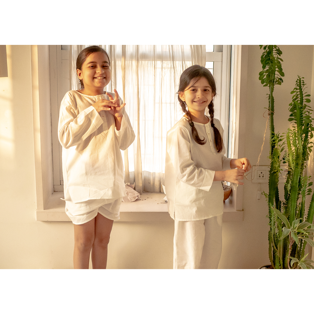 Love the World Today ‘I Want To Be Like Grandpa’ Kurta Pyjama Set - White