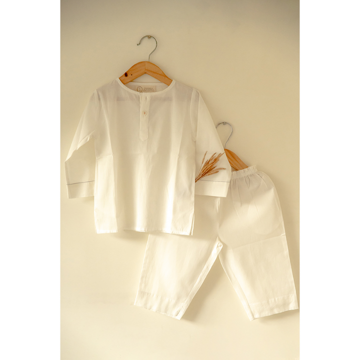 Love the World Today ‘I Want To Be Like Grandpa’ Kurta Pyjama Set - White