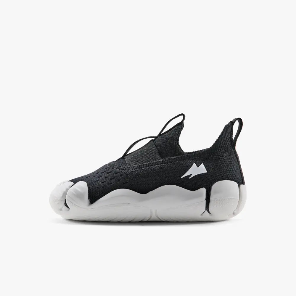 Aretto Leaps - Classic Black Kids Shoes