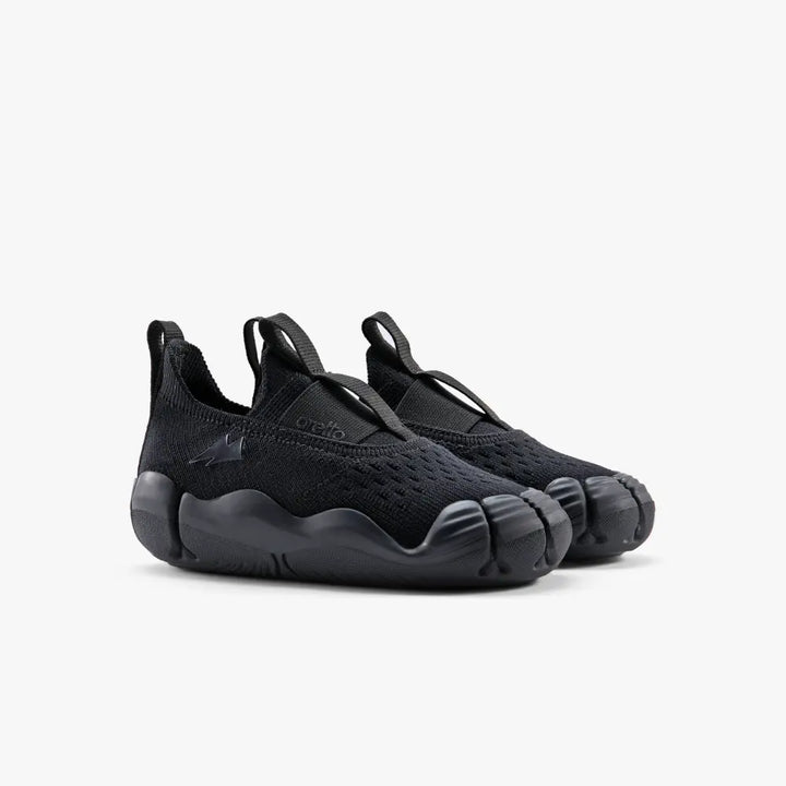 Aretto Leaps - All Black Kids Shoes