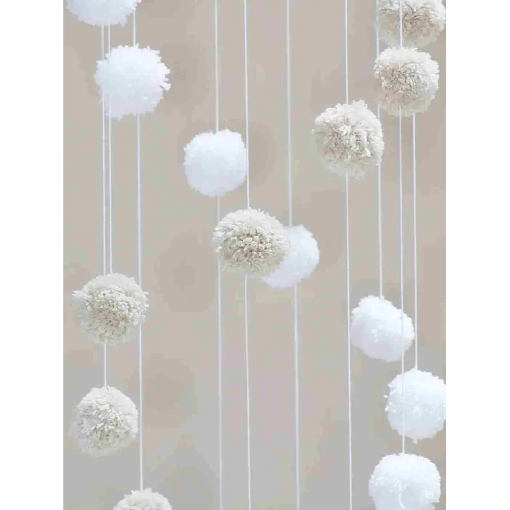 Waddle &amp; Roo Dreamy - Poms - Cot Mobile