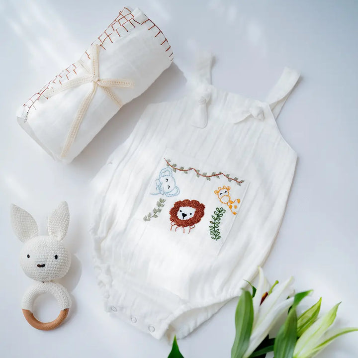 PureCloth.Co Little Meadows Baby Boy Hamper | Off-White Set