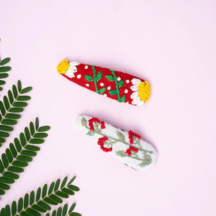 PureCloth.Co Christmas Tic Tac Hair Clips