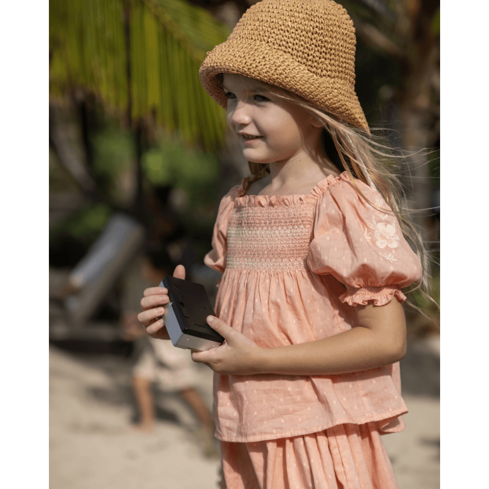 Early Sunday Judith Blouse - Strawberry