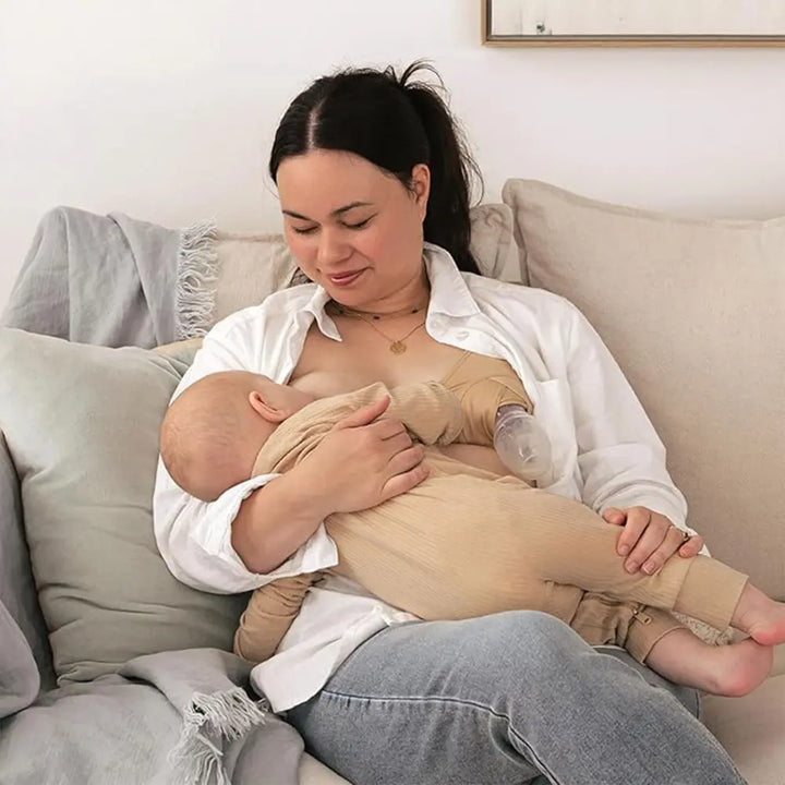 Haakaa Gen. 1 Silicone Breast Pump &amp; Cap Set – Gentle One-Piece Breast Pump – Grey