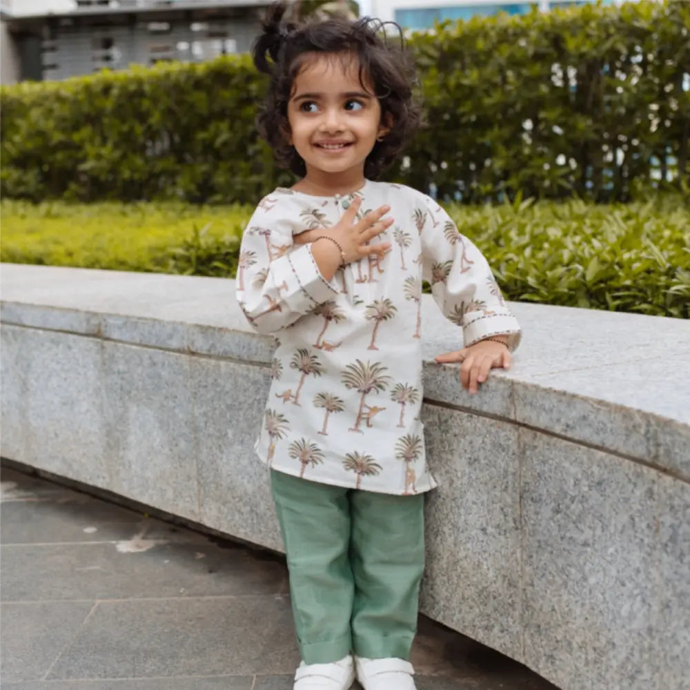 Dulaar Chanderi Hand-Block Printed Kurta Pyjama Set