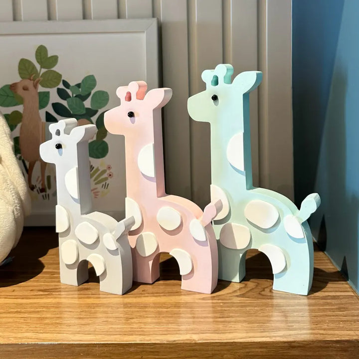 GWD Giraffe Family Figurines