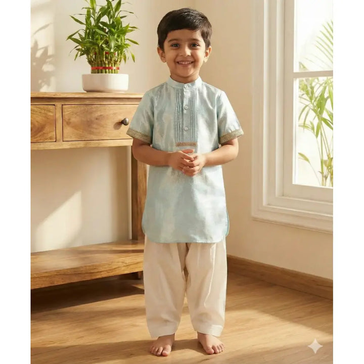 Sweetlime By AS The Crystal Breeze Pleated Set - Sky Blue &amp; White