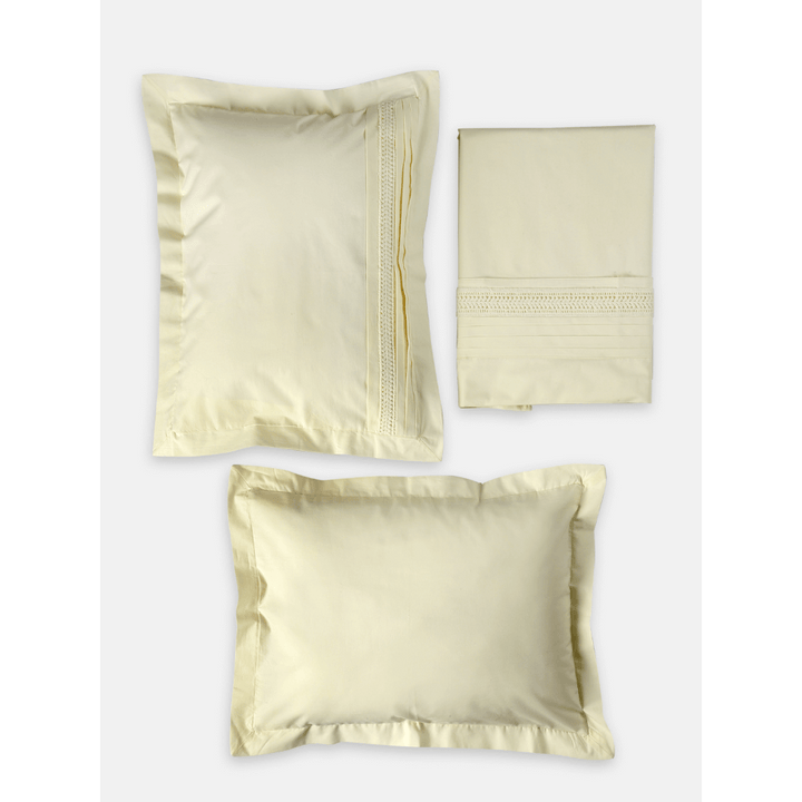 The Baby Trunk Lace Sheet Set