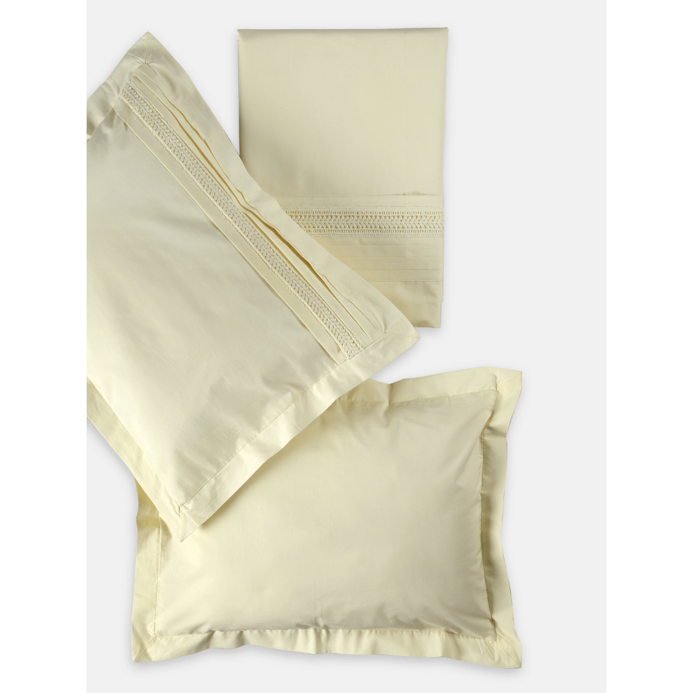 The Baby Trunk Lace Sheet Set