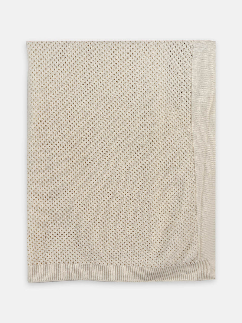 Dotted Knitted Blanket