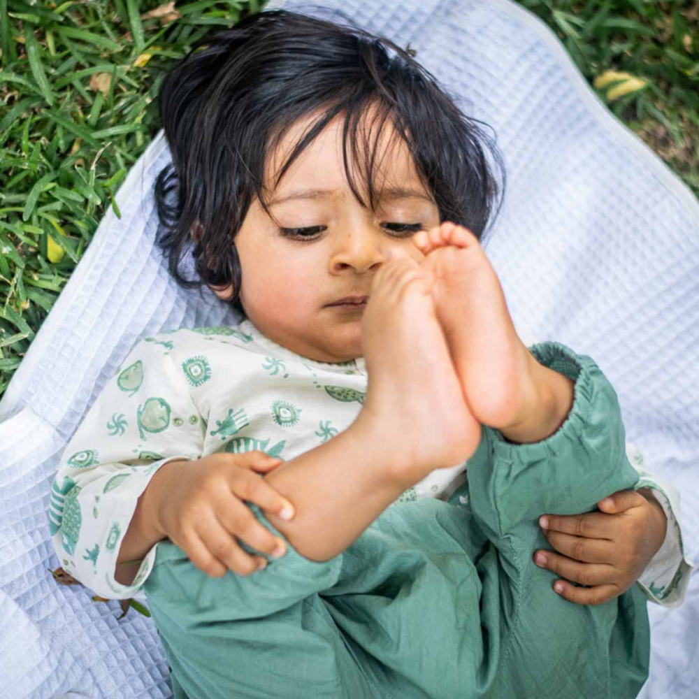 Whitewater Kids Unisex Organic Koi Mint &amp; White Kurta Set