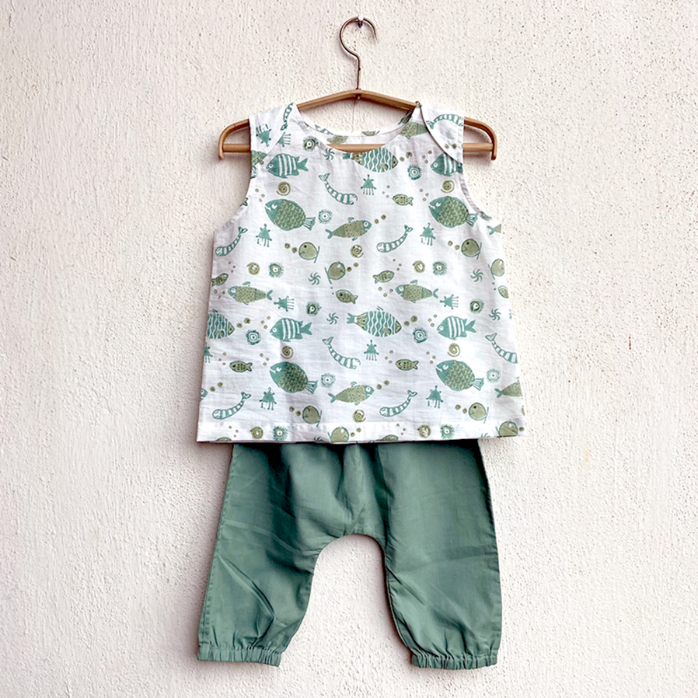 Whitewater Kids Unisex Organic Koi Mint Jhabla Set