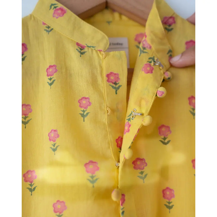 Love The World Today Meera Yellow Flower Booti Cotton Kurta For Boys