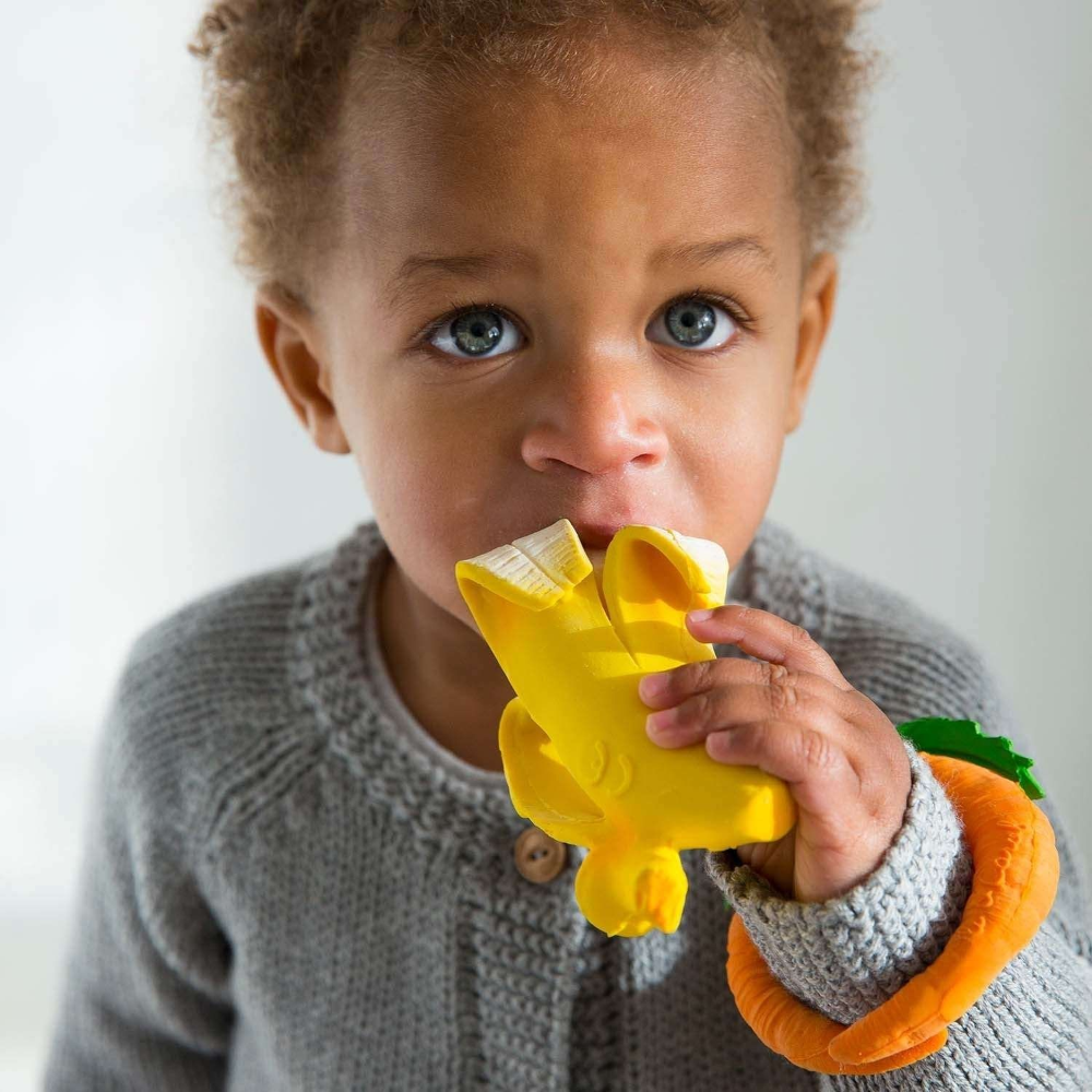 Oli & Carol Ana Banana Natural Rubber Teether